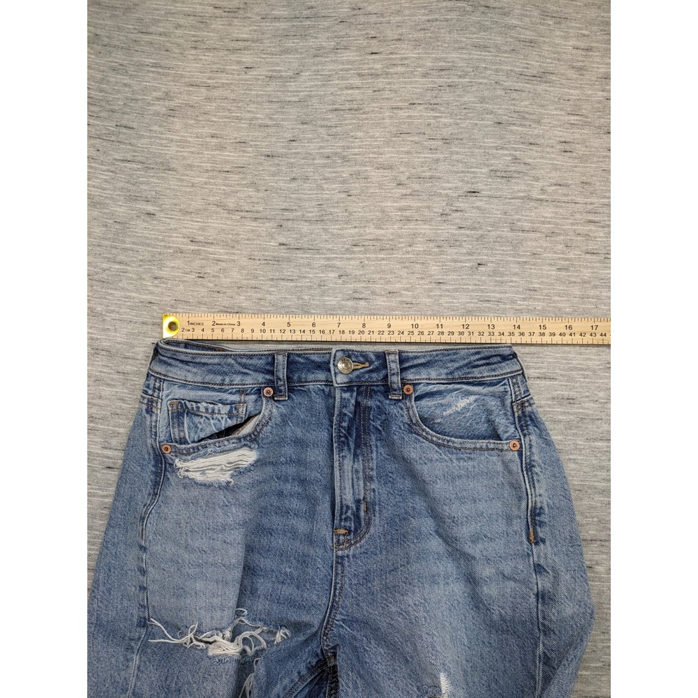 American‎ Eagle Mom Jeans Ripped Distressed Highest Rise Light Wash Size 6 Long - Picture 4 of 10